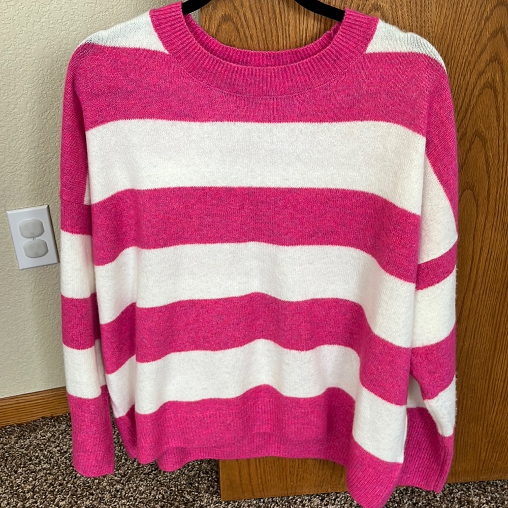 Vince Camuto Sweater